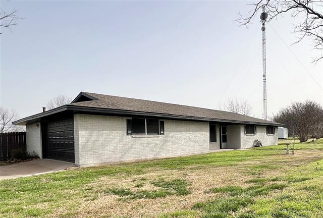 1101 Stevens St in Bridgeport, TX - Building Photo - Building Photo