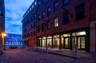 412 Broadway in Albany, NY - Building Photo