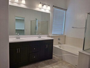 18447 Verdin Rd in Goodyear, AZ - Building Photo - Building Photo