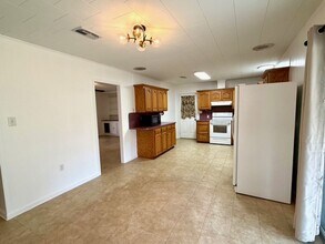 43063 Black Bayou Rd in Gonzales, LA - Building Photo - Building Photo