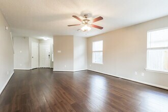 21818 Hemlock Park Dr in Houston, TX - Building Photo - Building Photo