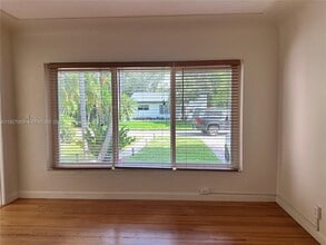 203 NE 86th St in El Portal, FL - Building Photo - Building Photo