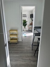 2943 SW 36th Ave in Miami, FL - Building Photo - Building Photo