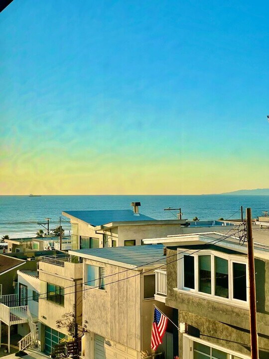 232-234 39th St in Manhattan Beach, CA - Foto de edificio