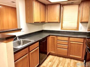 2802 Sundown Ln, Unit 103 in Boulder, CO - Building Photo - Building Photo