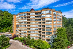 Governor's Hill II Apartments