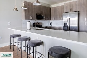 10800 Colonial Gtwy Dr, Unit 1-413 in Ft. Myers, FL - Foto de edificio - Building Photo