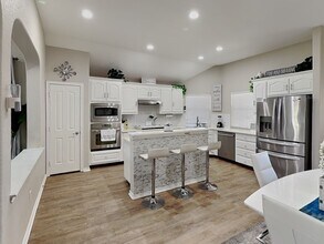 1 Beechcreek Dr in Edgecliff Village, TX - Building Photo - Building Photo