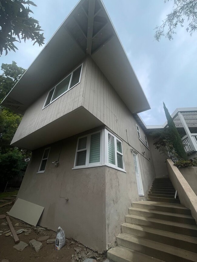 property at 714 Oceanview Dr