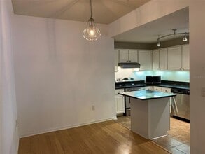 501 Knights Run Ave in Tampa, FL - Building Photo - Building Photo