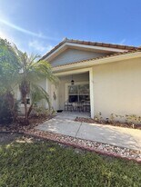 1310 SW 48th Terrace in Deerfield Beach, FL - Building Photo