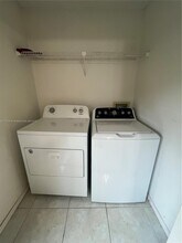 2926 S University Dr, Unit #6207 UPDATED in Davie, FL - Building Photo - Building Photo