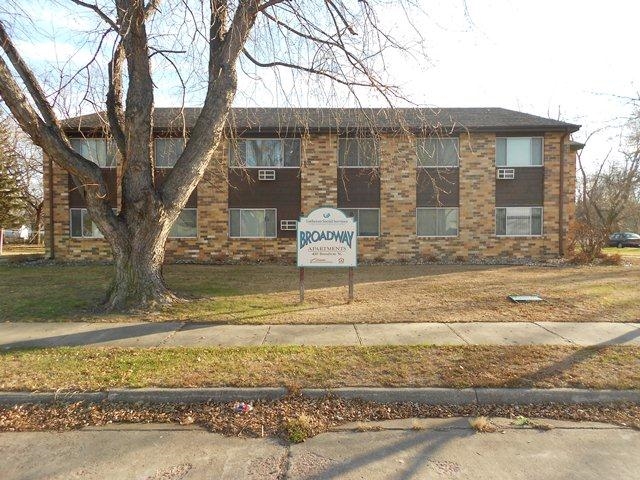 Broadway Apartments in Centerville, SD - Building Photo