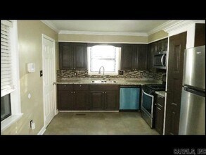 13 Point O Woods Dr in Little Rock, AR - Building Photo - Building Photo