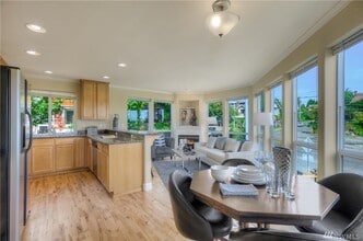 4516 Linden Ave N in Seattle, WA - Building Photo - Building Photo