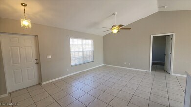 3137 Academy Blvd in Cape Coral, FL - Building Photo - Building Photo