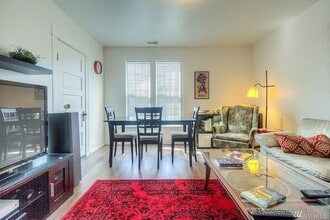 3812 S Hudson St in Seattle, WA - Building Photo - Building Photo