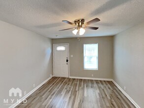 1914 Roslyn St in Corpus Christi, TX - Building Photo - Building Photo