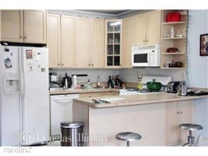 55 Barrow St in New York, NY - Building Photo - Building Photo