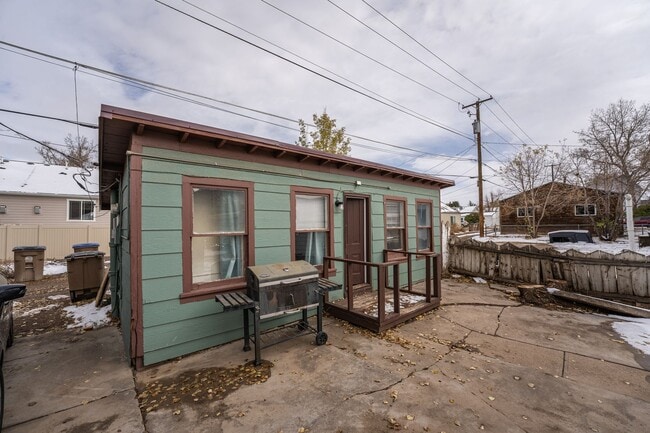 property at 1111 E Flint St