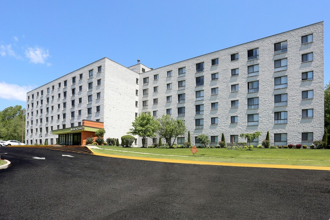 Northampton Crossing in Mount Holly, NJ - Building Photo