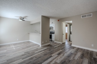 3816 E McDowell Rd in Phoenix, AZ - Foto de edificio - Building Photo