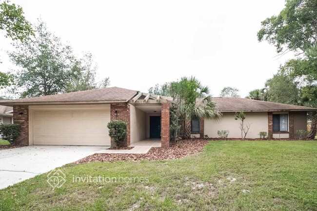 8228 Lost Lake Dr in Orlando, FL - Building Photo - Building Photo