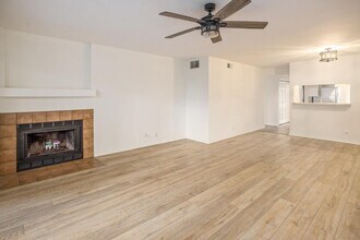 7245 Navajo Rd in San Diego, CA - Building Photo - Building Photo