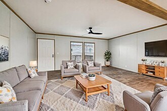 1029 Spring Azure Dr in Cleburne, TX - Building Photo - Building Photo