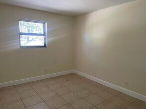 2830 Avenue S in Riviera Beach, FL - Building Photo - Building Photo