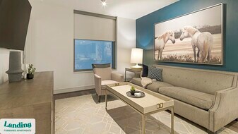 777 Preston St in Houston, TX - Building Photo