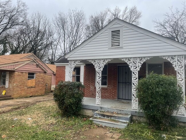 property at 363 Hodges St