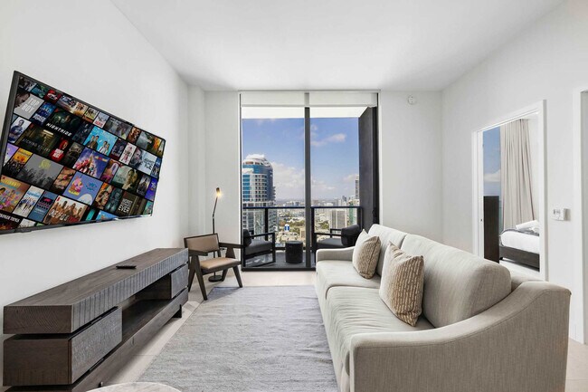 159 NE 6th St in Miami, FL - Building Photo - Building Photo
