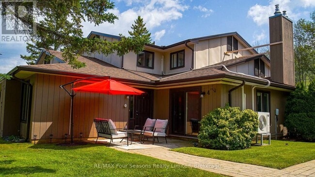 property at 4 Trafalgar Rd