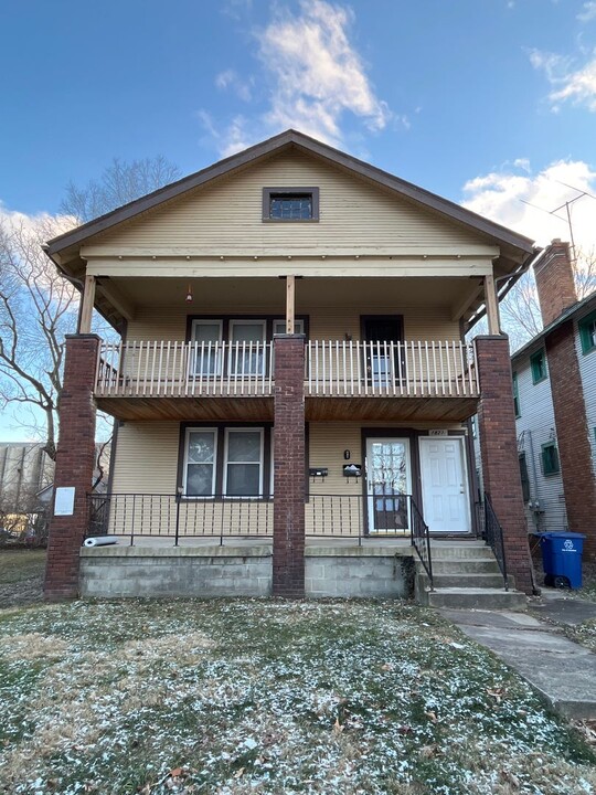 1823 E Rich St in Columbus, OH - Building Photo