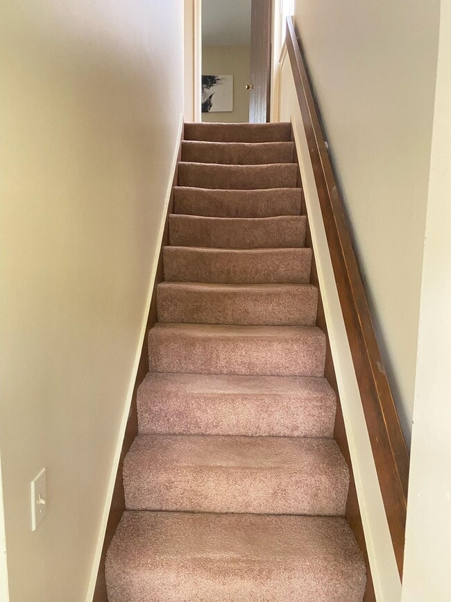 815 Irvine Rd in Champaign, IL - Building Photo - Building Photo