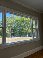 105 Shore Dr, Unit 2 in Somerville, MA - Foto de edificio - Building Photo
