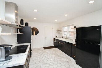 2012 W 22nd St in Sioux Falls, SD - Building Photo - Building Photo