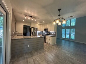 3007 NW 43rd Ave in Gainesville, FL - Building Photo - Building Photo