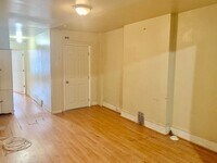 2841 W Oxford St, Unit 1 photo'