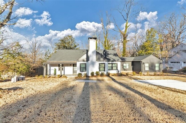 property at 1571 Blvd Lorraine SW