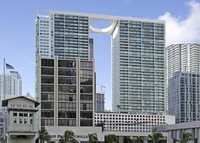 500 Brickell in Miami, FL - Foto de edificio - Building Photo