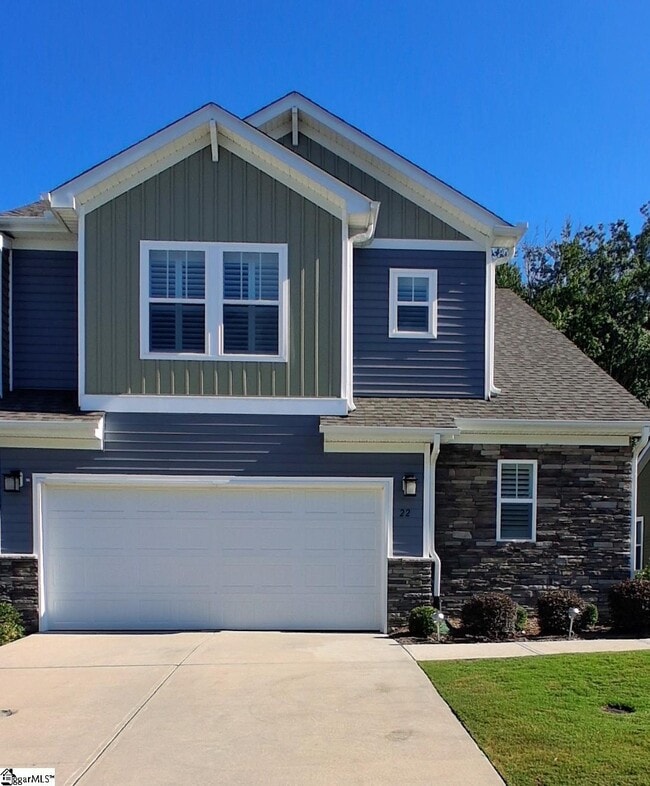 property at 22 Creekhaven Ln