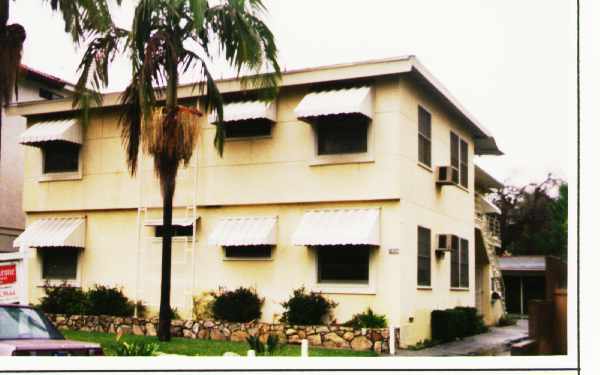 4362 Troost Ave in Studio City, CA - Foto de edificio - Building Photo