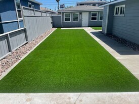 1335 Felspar St in San Diego, CA - Building Photo