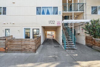 1722 27th Avenue in Oakland, CA - Building Photo - Building Photo