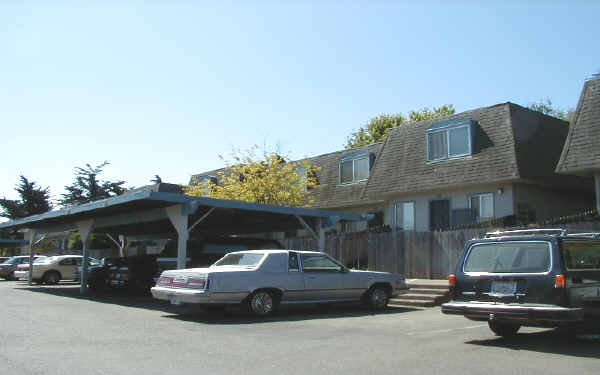 8722 Lund Hill Ln in Cotati, CA - Foto de edificio - Building Photo