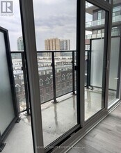 285 Dufferin St in Toronto, ON - Building Photo - Building Photo