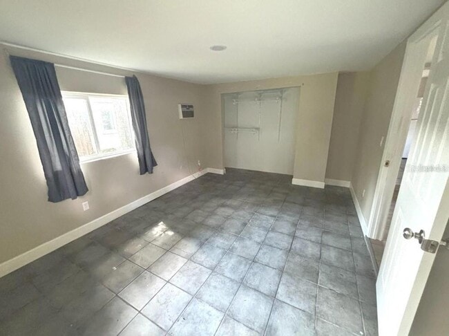 2615 Laurel Ave in Sanford, FL - Building Photo - Building Photo