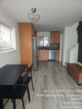 8649 Delridge Wy SW in Seattle, WA - Building Photo - Building Photo